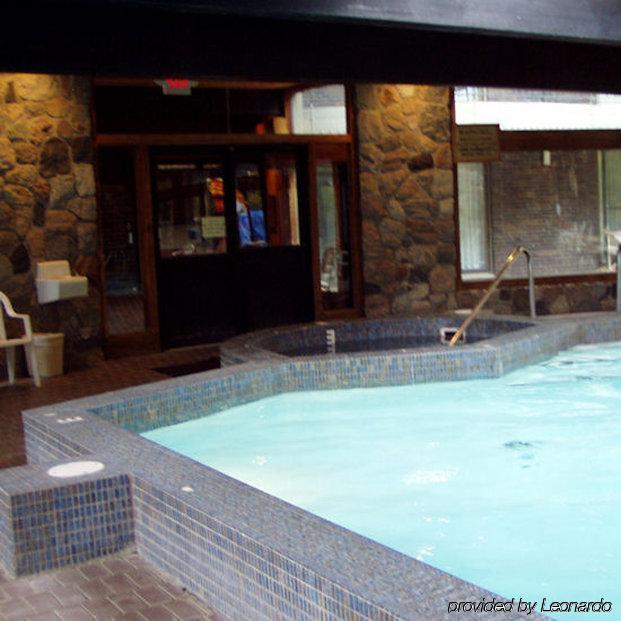 Summit Village Bellaire Facilidades foto